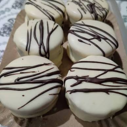 BANDEJA ALFAJOR BLANCO X 12 UNIDADES - X UNI $800
